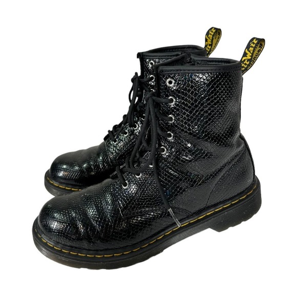 Dr. Martens Other - Dr Martens Youth 1460 Reptile Emboss Lace Up Boots 6 Black Shiny Patent Classic